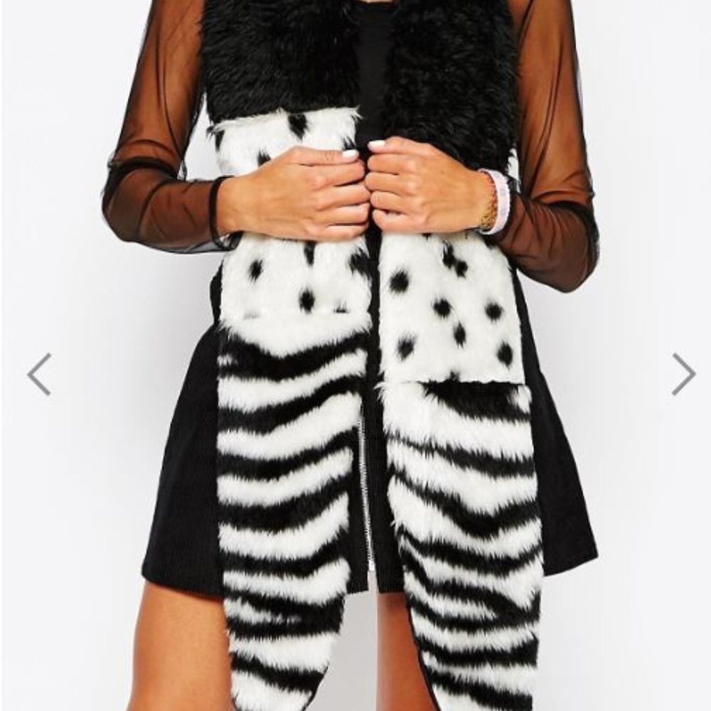 The Ragged Priest Dipstick Faux Fur Scarf - Picture 2 of 3